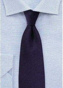 Herrenkrawatte filigran strukturiert violett