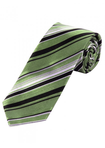 XXL-Krawatte aus dem gleichen Stoff und Farbe