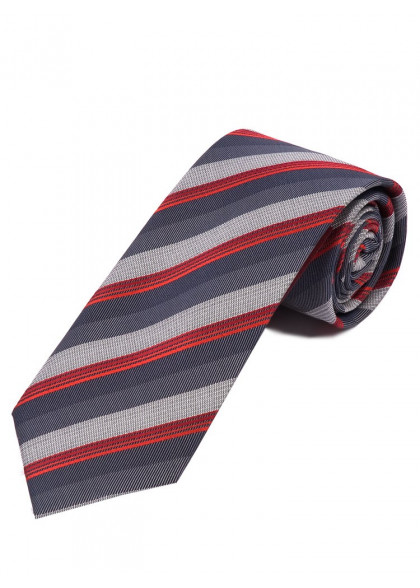 XXL-Krawatte aus dem gleichen Stoff und Farbe