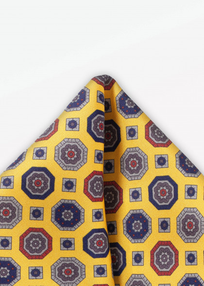 Einstecktuch aus dem gleichen Stoff und Farbe