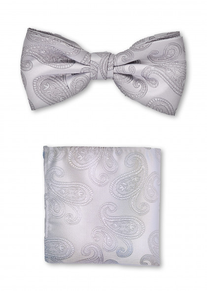 Fliegen-Set aus dem gleichen Stoff und Farbe