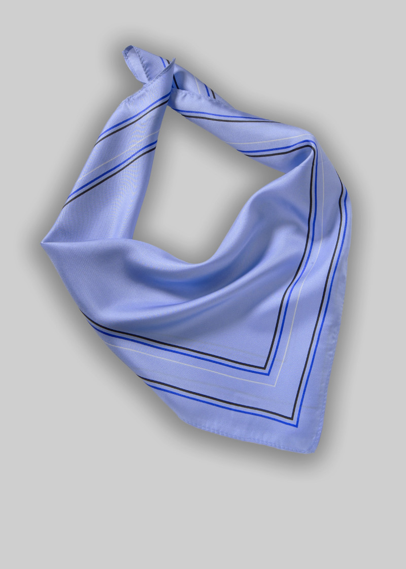 Halstuch taubenblau Rand streifig