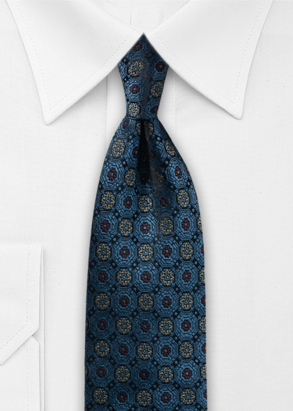 Krawatte aus dem gleichen Stoff und Farbe