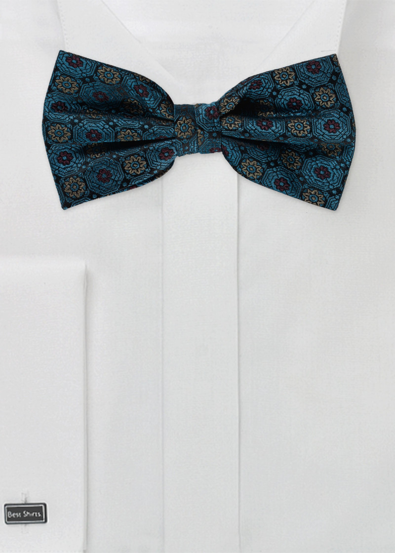 Cavalieri Fliege – Ornamentblüten auf