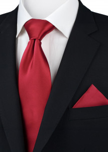 rote Krawatte und rotes Einstecktuch im Set