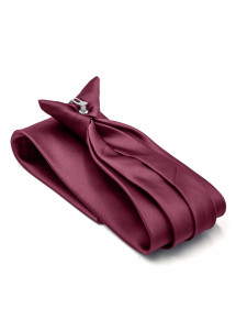 bordeauxfarbene Clip-Krawatte Clipansicht