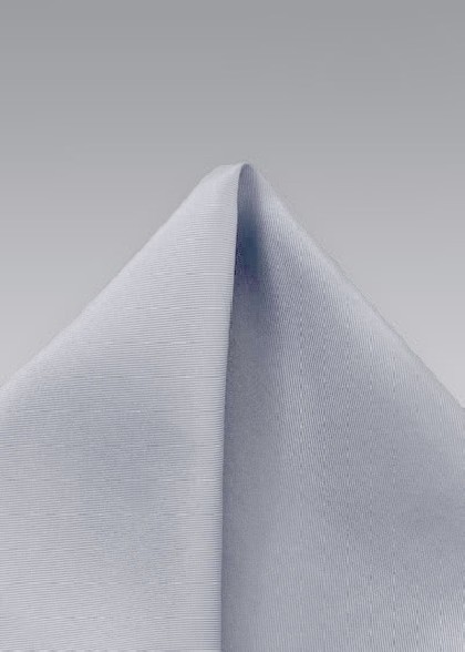 Einstecktuch aus dem gleichen Stoff und Farbe