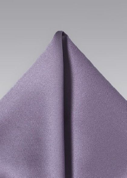 Einstecktuch aus dem gleichen Stoff und Farbe