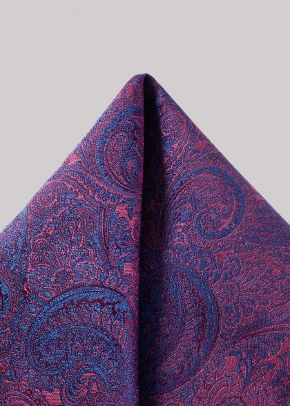Einstecktuch aus dem gleichen Stoff und Farbe