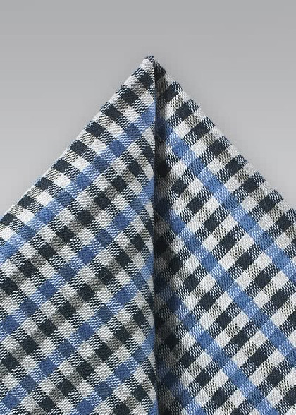 Einstecktuch aus dem gleichen Stoff und Farbe